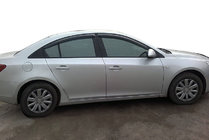 Chevrolet Cruze 2009–2015 Okenné deflektory SD (4 ks, SIM) fotografia 1