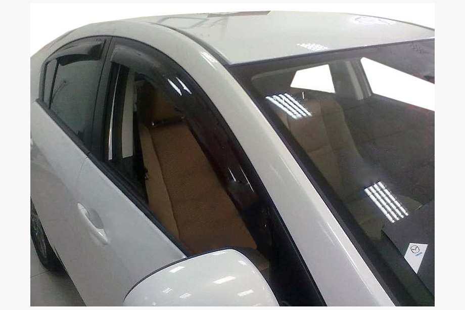 Mazda 3 2009–2013 Okenné deflektory SD (4 ks, SIM) Image