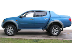 Mitsubishi L200 2006–2015 Deflektory okien (4 ks, SIM) fotografia 1