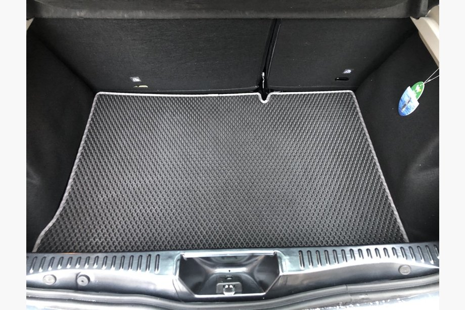 Dacia Sandero 2013–2020 Vanička do kufra (EVA, čierna) Image
