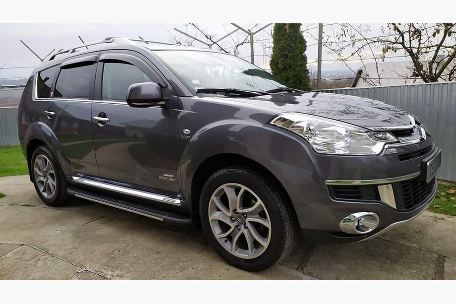 Peugeot 4007 2007–2013 Bočné nášľapy Bosphorus Grey (2 ks, hliník) Image