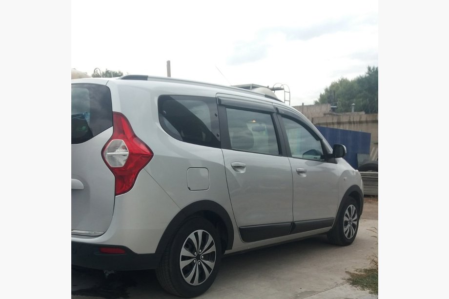 Dacia Lodgy 2012–2022 Nástavce lemov blatníkov (4 ks, čierne) Image