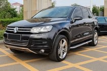 Volkswagen Touareg 2010–2018 Bočné nášľapy v štýle originálu V3 (2 ks, hliník) fotografia 1