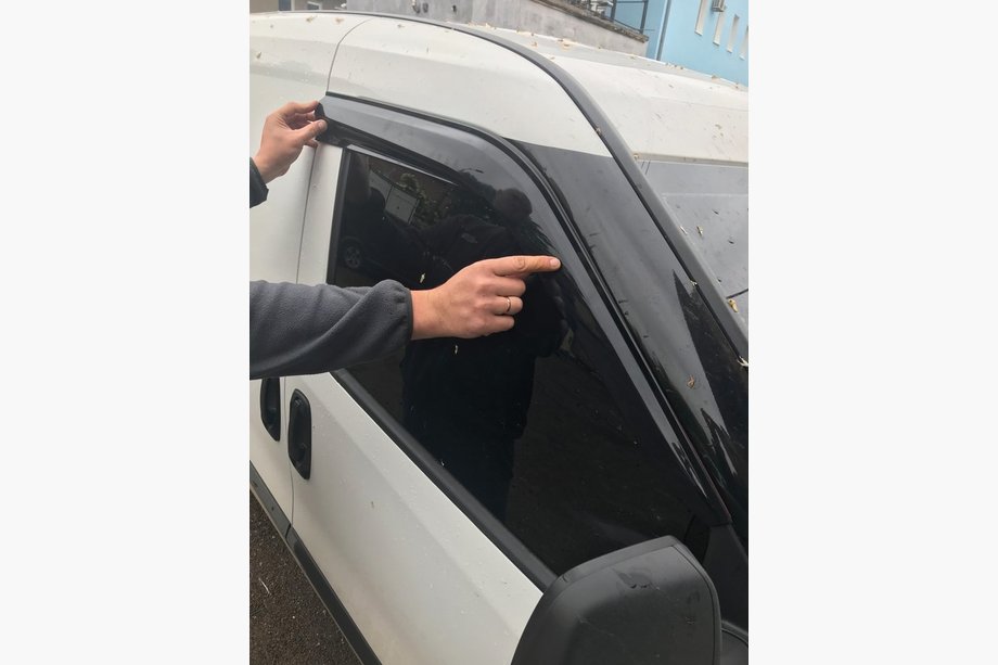 Opel Combo 2012–2018 Okenné deflektory DD-Mugen 4 ks Image