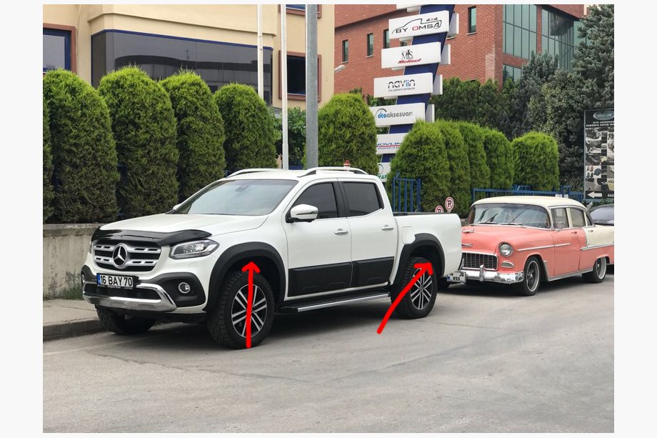 Mercedes X class 2017–2020 Rozširovače blatníkov (na lakovanie) Fotografia 1