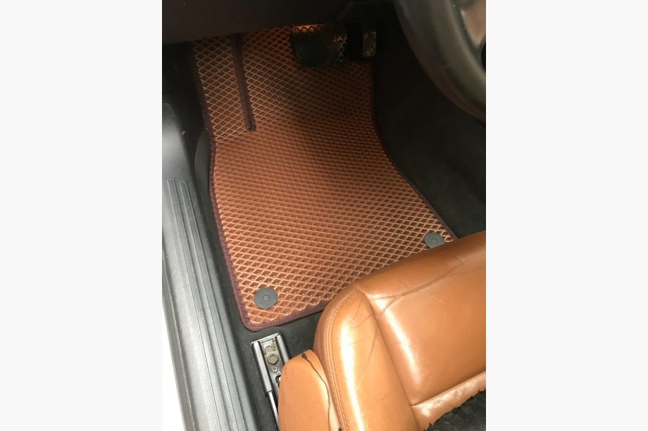 Audi A6 C6 2004–2011 EVA rohože do interiéru (tehlový vzor, Avant) Image