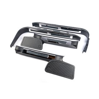Plastové kryty prahov s osvetlením (čierne) Toyota Land Cruiser 200 2007–2021 fotografia 1