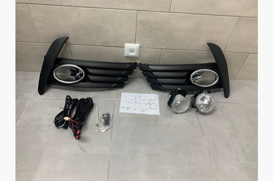 Toyota Corolla 2013–2019 Hmlové svetlá 2017-2019 (halogénové) Image