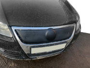Volkswagen Passat B6 2006–2012 Zimná clona na masku chladiča (horná) fotografia 3