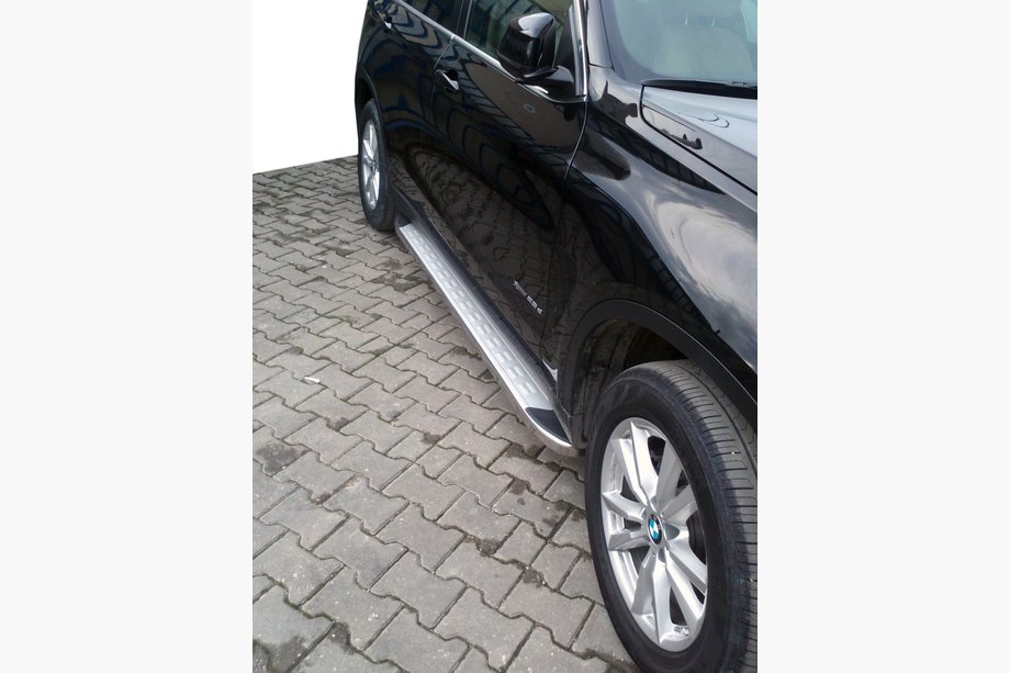 BMW X5 E70 2007–2013 Bočné nášľapy MsLine Omsa (2 ks, hliník) Image