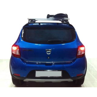 Spojler na lakovanie Dacia Sandero 2013–2020 fotografia 1