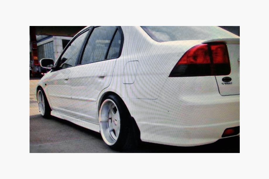 Honda Civic Sedan VII 2001–2006 Bočné prahy (na lakovanie) Image