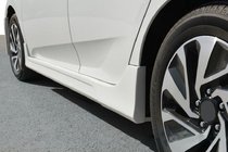 Honda Civic Sedan X 2016–2021 Bočné prahy (na lakovanie) fotografia 1