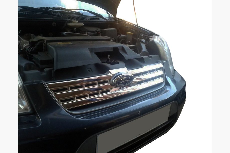 Ford Connect 2010–2013 Nerezové lišty na prednú masku Image