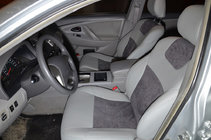 Toyota Camry 2006–2011 Autopoťahy (koženka ↗ náhrada Alcantary, Elite) fotografia 6