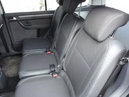 Volkswagen Touran 2010–2015 Autopoťahy (koženka↗látka, Premium) fotografia 2