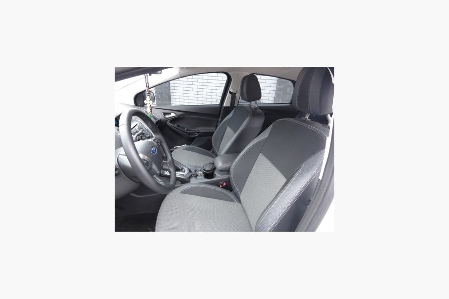 Ford Focus III 2011–2017 Modelové poťahy z ekokože Brothers Premium Image