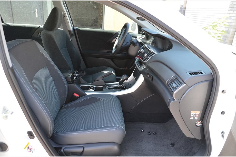 Honda Accord IX 2013–2017 Autopoťahy na sedadlá SoyuzAuto Premium Image
