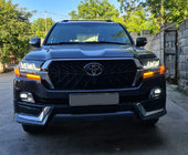 Toyota Land Cruiser 200 2007–2021 Sada body kitu 2016↗ (TRD 2021) Čierna farba fotografia 3