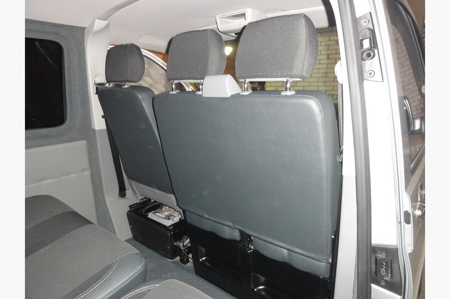 Volkswagen T5 2010–2015 Autopoťahy (koženka↗látka, Premium) Fotografia 3