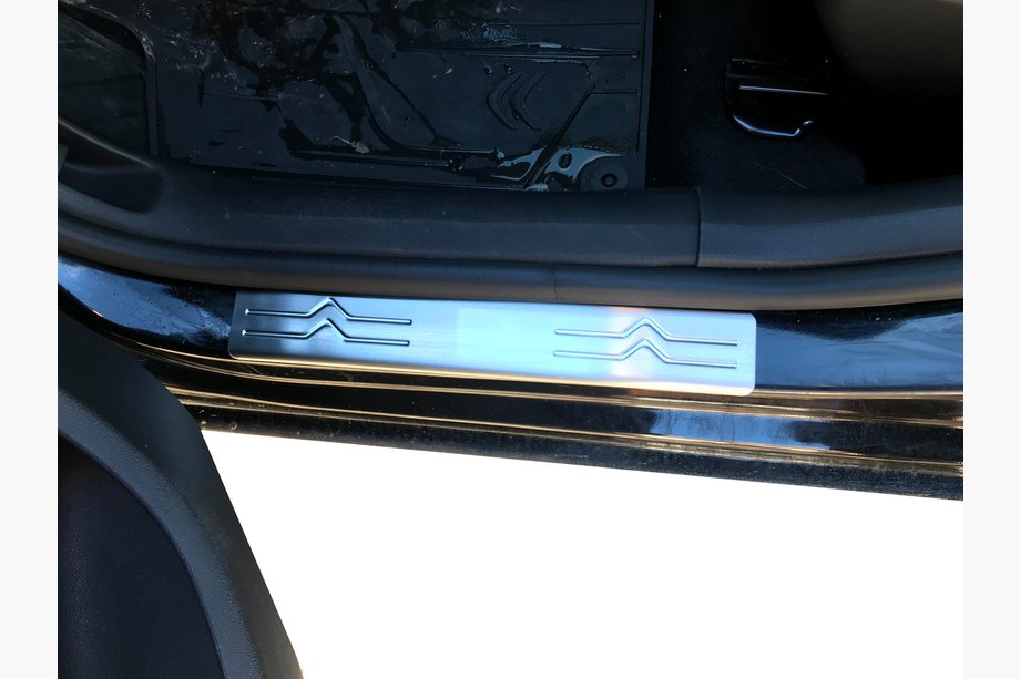 Citroen C-4 2010–2018 Nerezové lišty prahov OmsaLine (4 ks) Image
