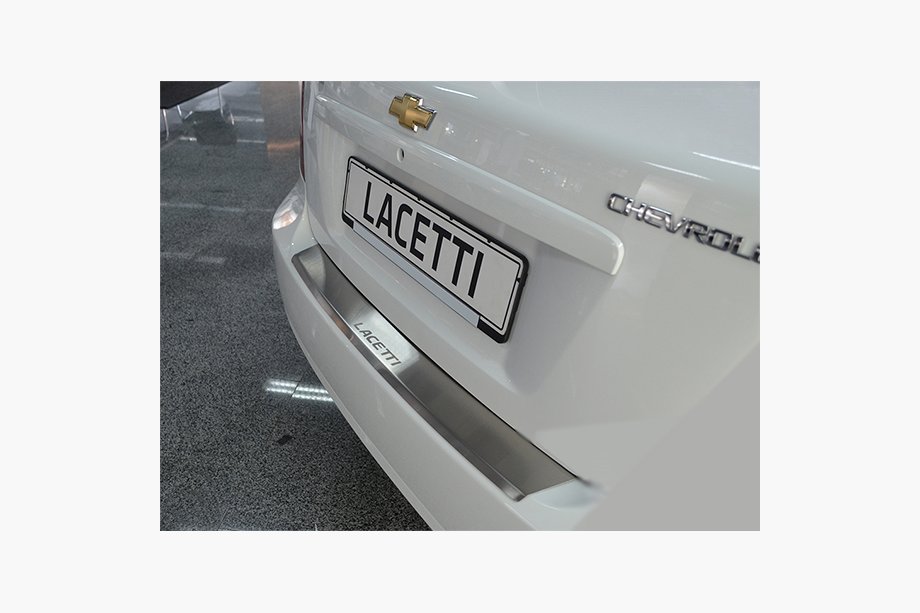 Chevrolet Lacetti 2003–2024 Nerezový kryt zadného nárazníka s ohybom Natanika Hatchback Image