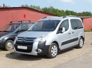 Peugeot Partner Tepee 2008–2018 Okenné deflektory (2 ks, UA-Sport) fotografia 2