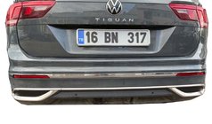 Volkswagen Tiguan 2016–2023 Krycie lišty – imitácia koncoviek výfuku 2020+ (3 ks, nerez) Carmos - turecká oceľ fotografia 2