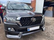 Toyota Land Cruiser 200 2007–2021 Sada body kitu 2016↗ (TRD 2021) Čierna farba fotografia 1