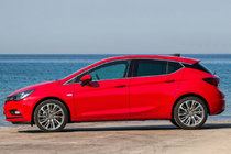 Opel Astra K 2016–2021 Okenné lišty (nerez) fotografia 1
