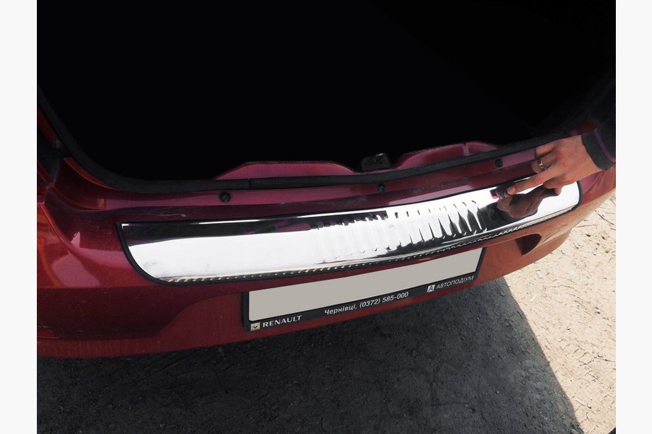 Dacia Logan I 2008–2012 Nerezová lišta na zadný nárazník Carmos (nerez) Image