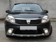 Dacia Sandero 2007–2013 Lip spoiler na predný nárazník (3 ks, na lakovanie) fotografia 1
