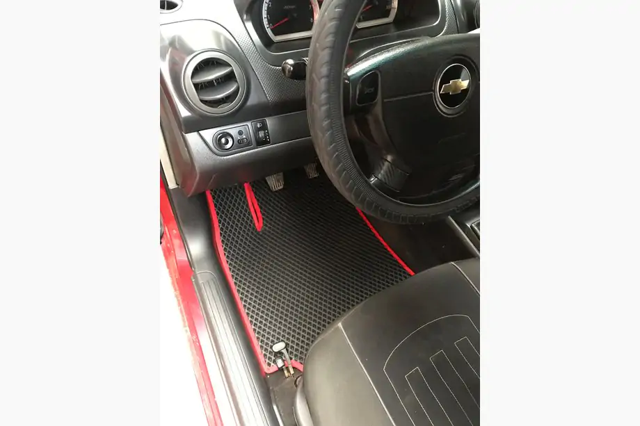 Chevrolet Aveo T200 2002–2008 EVA autokoberce (čierne) Image