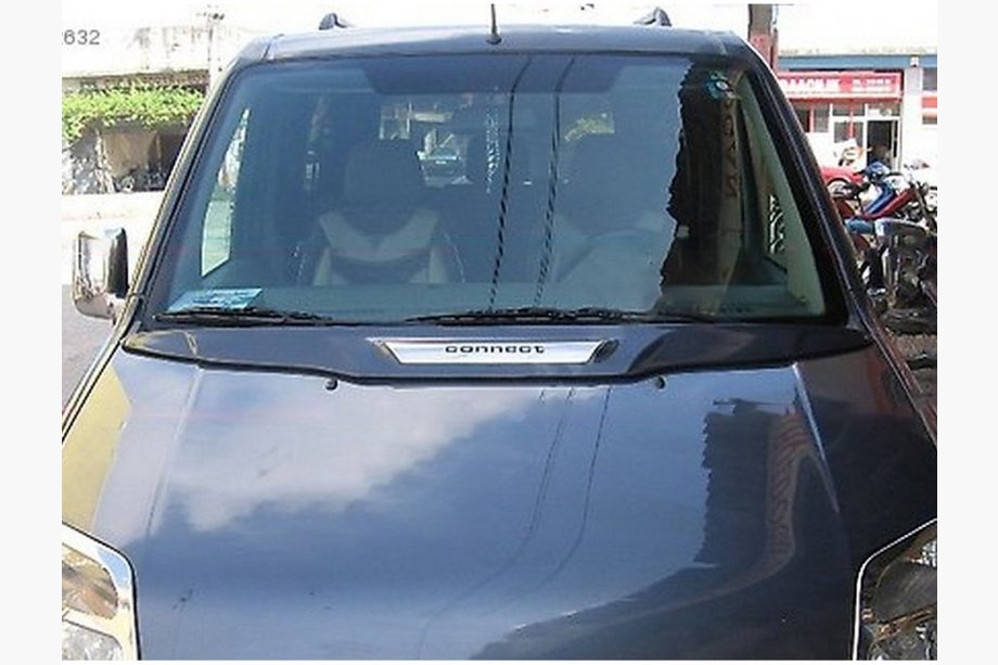 Ford Connect 2002–2006 Deflektor na kapotu (na lakovanie) Image