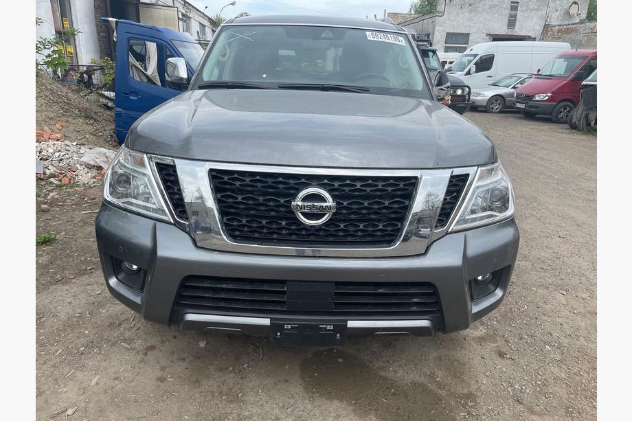 Nissan Patrol Y62 2010–2024 Predný nárazník kompletný (originál 2019) Fotografia 1