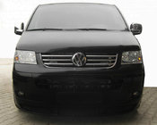 Volkswagen T5 Multivan 2003–2010 Predný spodný lip s LED (na lakovanie) fotografia 2