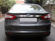 Ford Mondeo 2014–2022 Chrómová lišta nad ŠPZ (nerez) fotografia 1