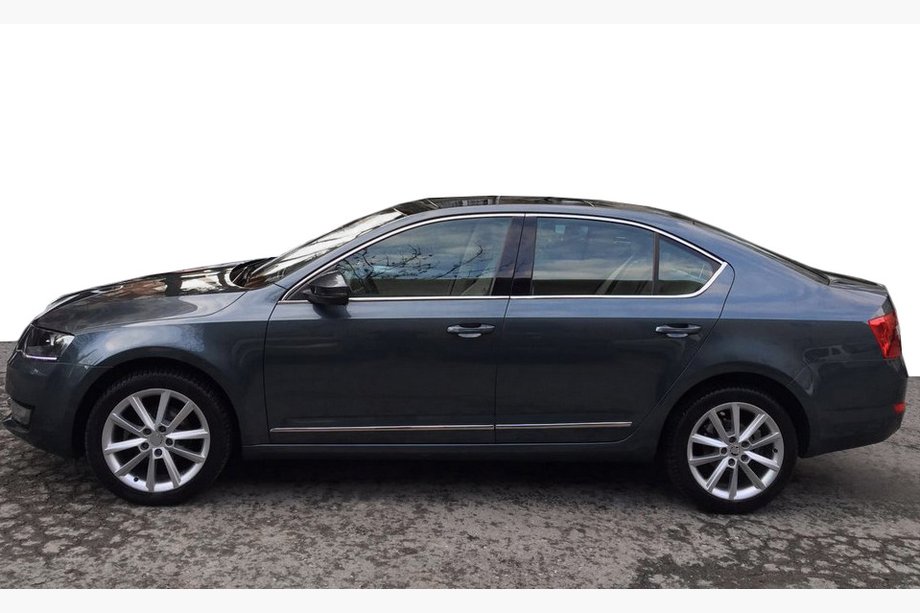 Skoda Octavia III A7 2013–2019 Kompletné rámiky okien (10 ks, nerez) Image