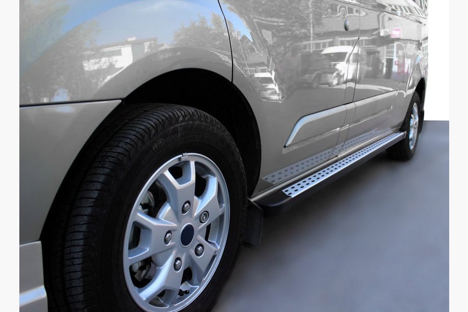 Ford Custom 2013–2022 Bočné nášľapy DOT-Line (2 ks, hliník) Image