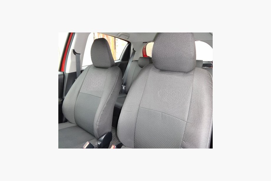 Toyota Yaris 2006–2011 Autopoťahy (textilné, Classik) Image