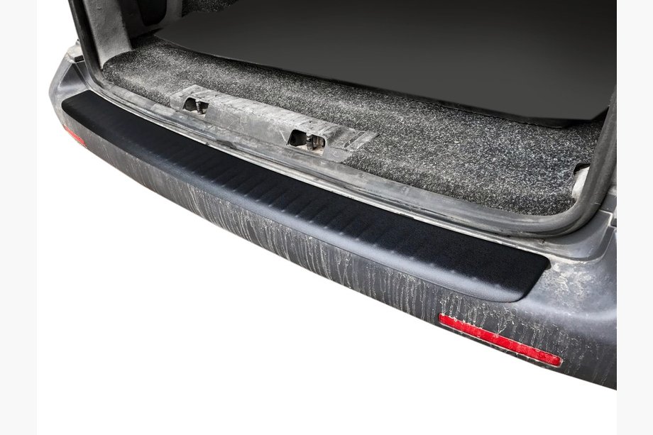 Volkswagen T5 Multivan 2003–2010 Kryt zadného nárazníka s ohybom (ABS plast) Lesklá Image