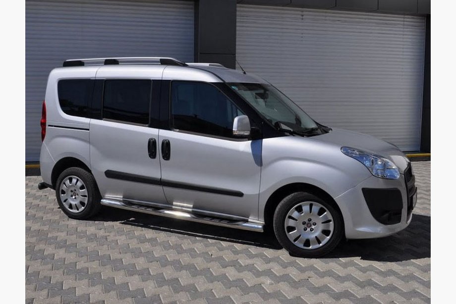 Fiat Doblo II 2010–2022 Bočné trubky (2 ks, nerez) 70 mm, Maxi základňa Fotografia 5
