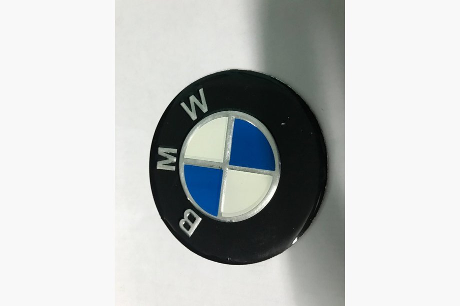 BMW 3 Series E30 1982–1994 BMW nálepka (Ø 75 mm) Image
