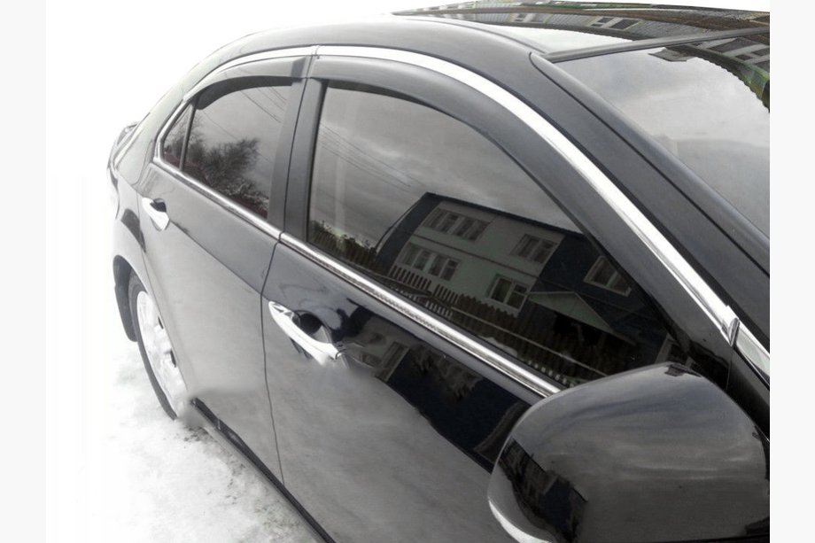 Volkswagen Passat B6 2006–2012 Okenné deflektory s chrómovou lištou (4 ks, Taiwan) Image