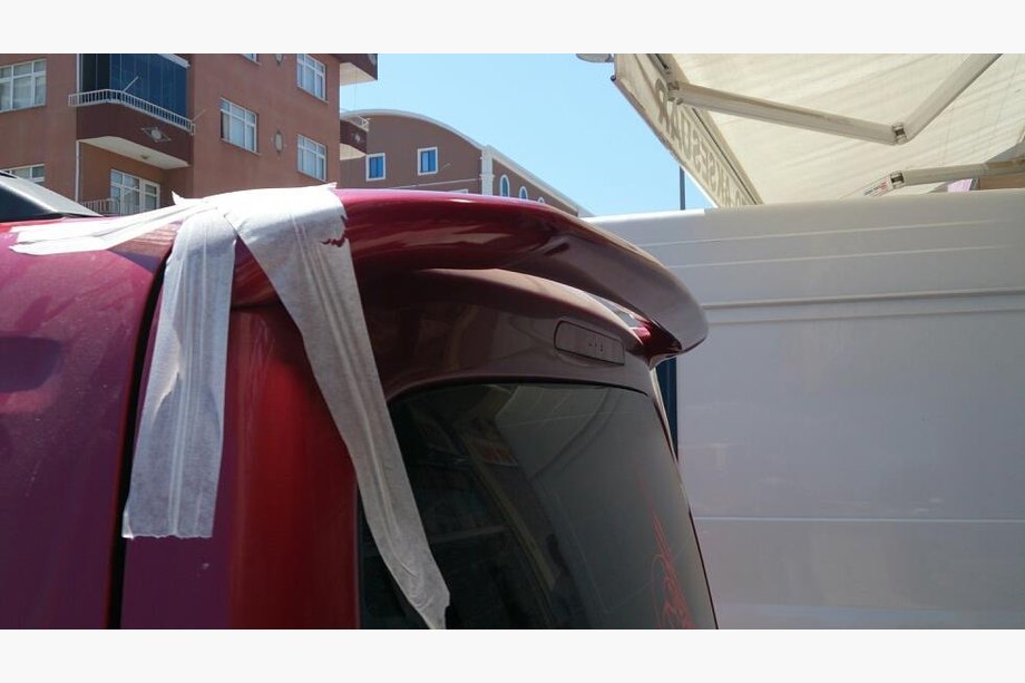 Peugeot Partner 1996–2008 Anatomický spojler (na lakovanie) Fotografia 3