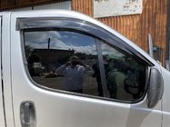 Renault Trafic 2001–2015 Okenné deflektory (2 ks, ANV) fotografia 1