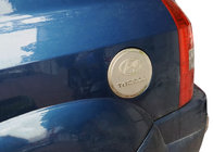 Hyundai Tucson JM 2004– Nerezový kryt dvierok palivovej nádrže fotografia 3