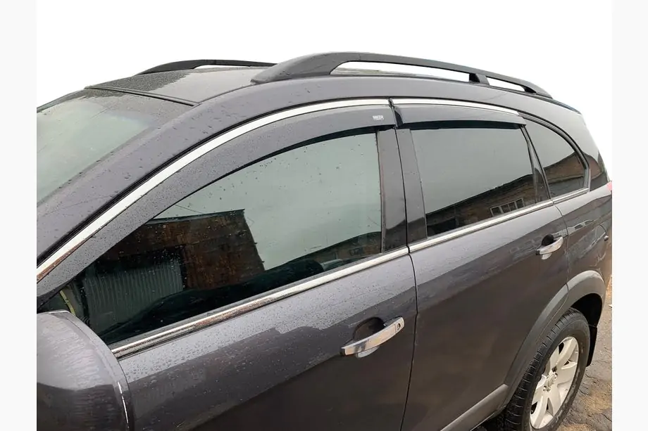 Chevrolet Captiva 2006–2019 Okenné deflektory s chrómovou lištou (4 ks, Niken) Image
