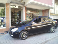 Hyundai Accent 2006–2010 Deflektory okien (4 ks, Perflex Sport) fotografia 7
