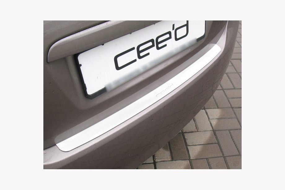 Kia Ceed 2007–2012 Nataniko ochranná lišta zadného nárazníka (HB, nerez) Image
